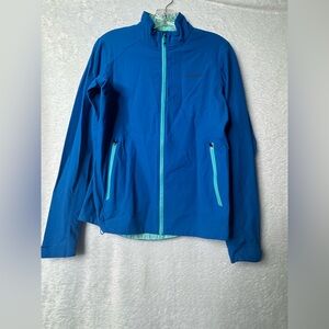 Patagonia Women Dirt Craft Size Small.
